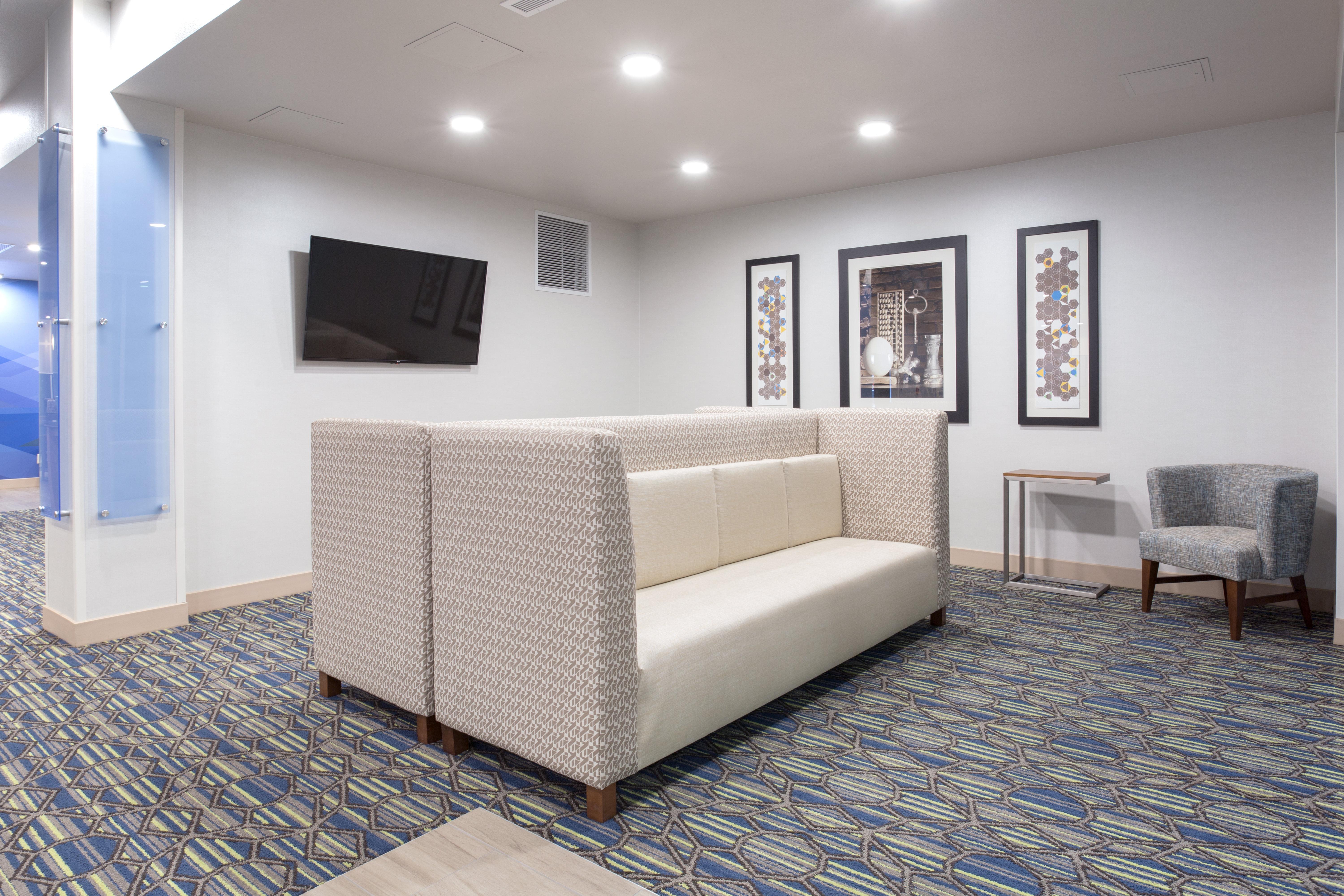 Holiday Inn Express & Suites Lincoln I - 80 By Ihg Kültér fotó