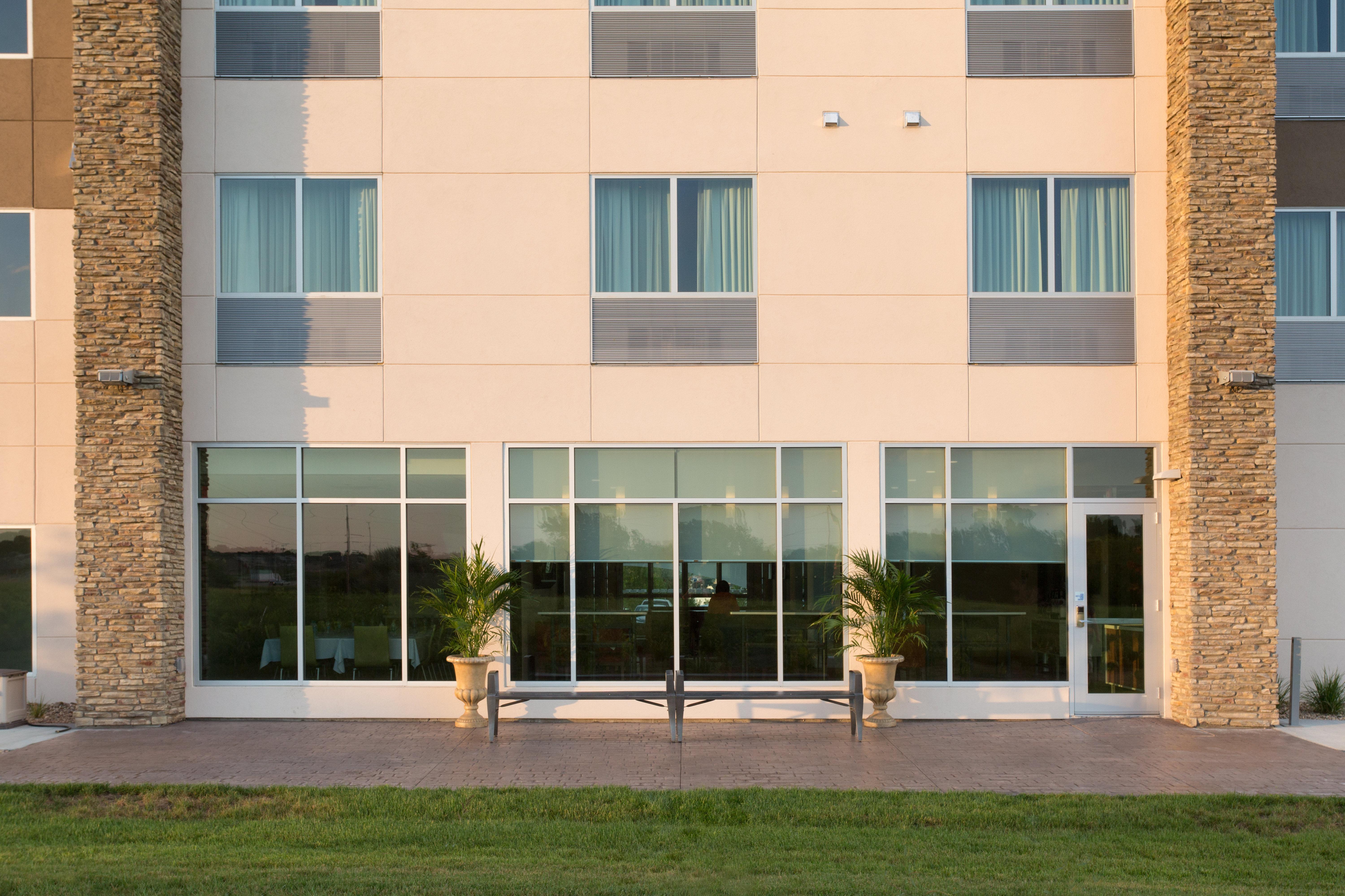 Holiday Inn Express & Suites Lincoln I - 80 By Ihg Kültér fotó